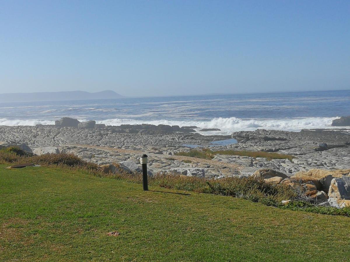 House 10-On-Sea Βίλα Hermanus Εξωτερικό φωτογραφία